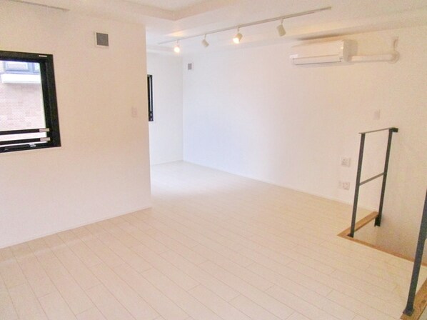 LEGALAND小山の物件内観写真